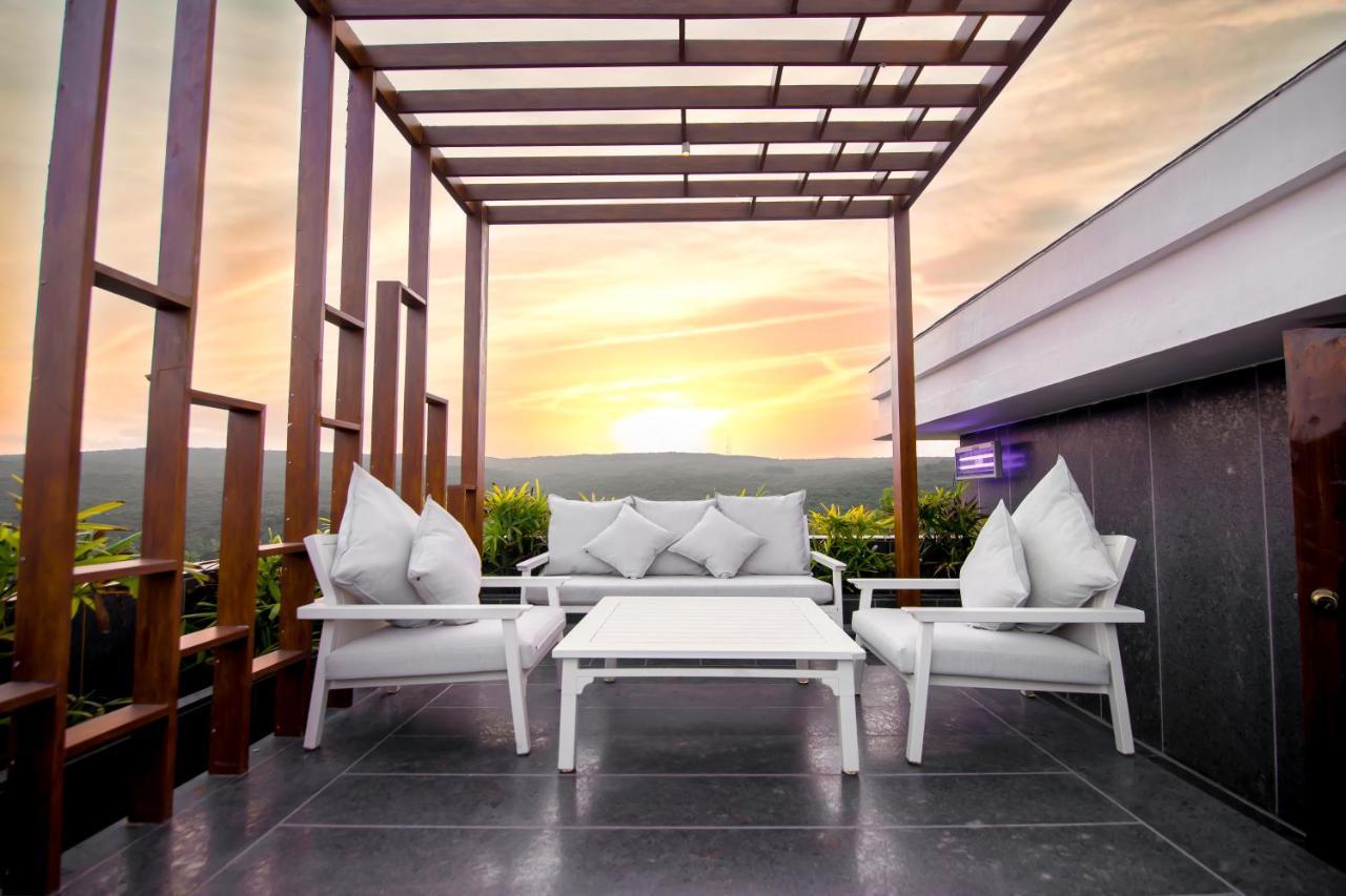 Leela Resort, The Exotic Boutique Hotel - Pure Veg Mahābaleshwar Exterior foto